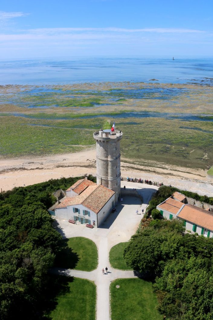 Vue sur l'océan depuis le phare des Baleines